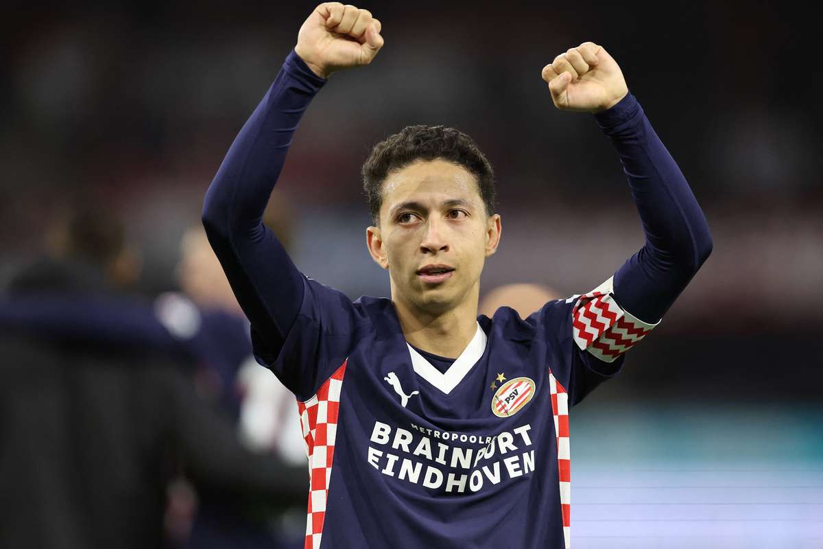 Porto en Leeds jagen op Mauro Junior – PSV wil snel verlengen
