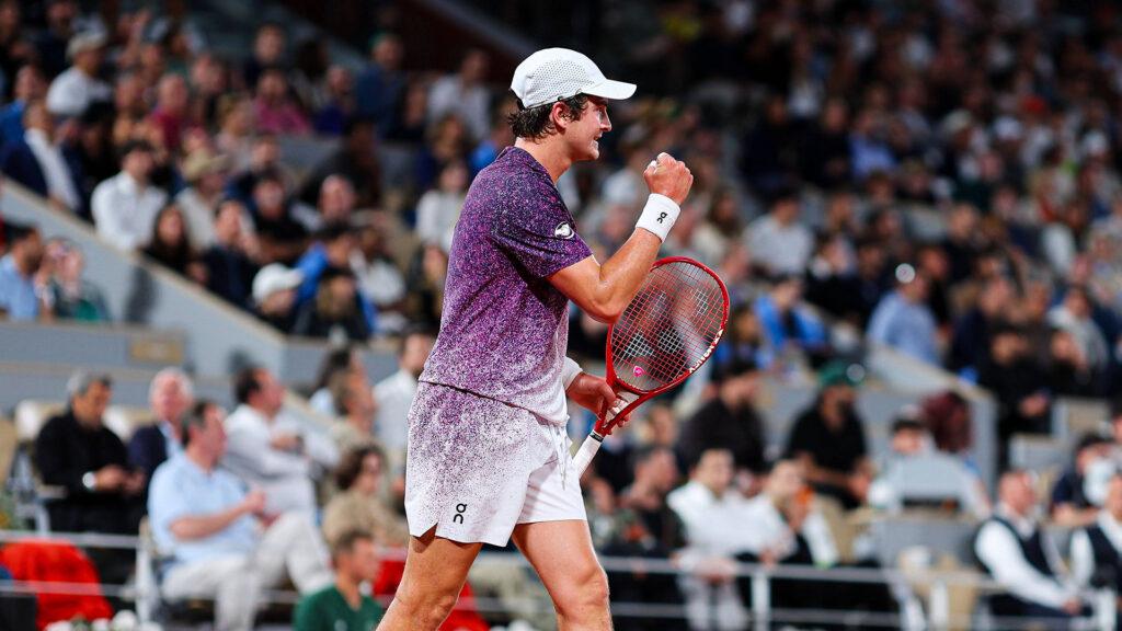 Fonseca's fourth straight French Open win built on serve stats powering clay run