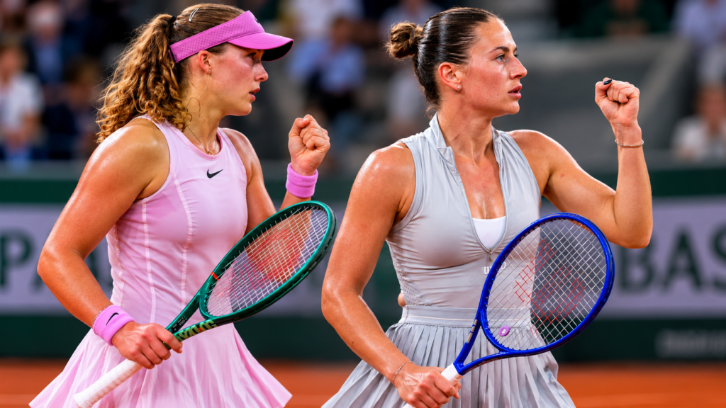 French Open semis: Kostyuk vs Andreeva