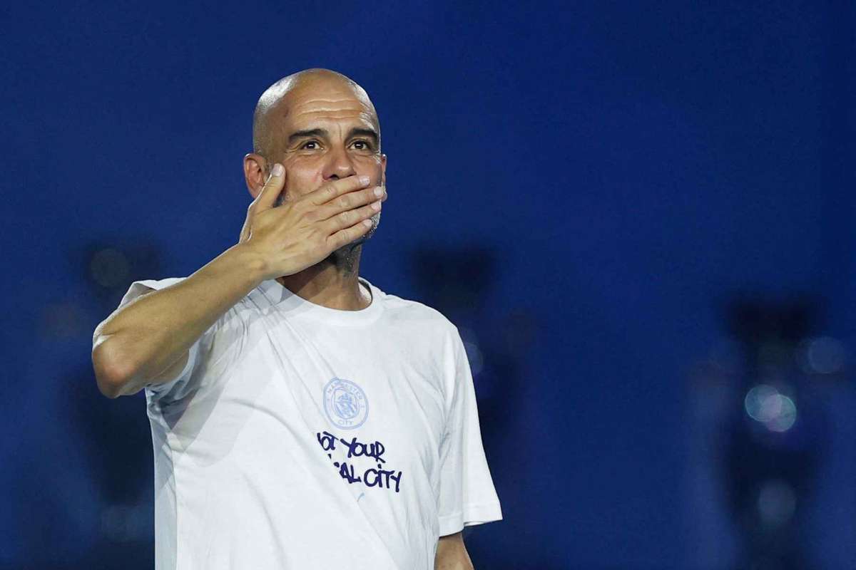 Presidente do City: Guardiola pensou em renunciar cem vezes em dez anos