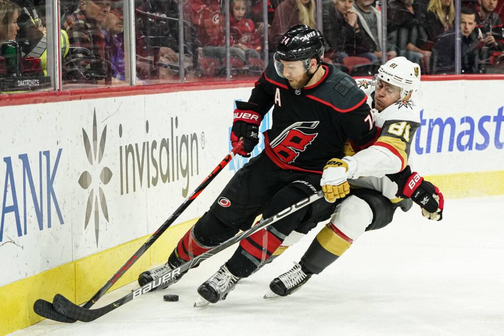 Hurricanes 3:2 vor Matchpunkten – Golden Knights in Spiel 6 mit dem Rücken zur Wand