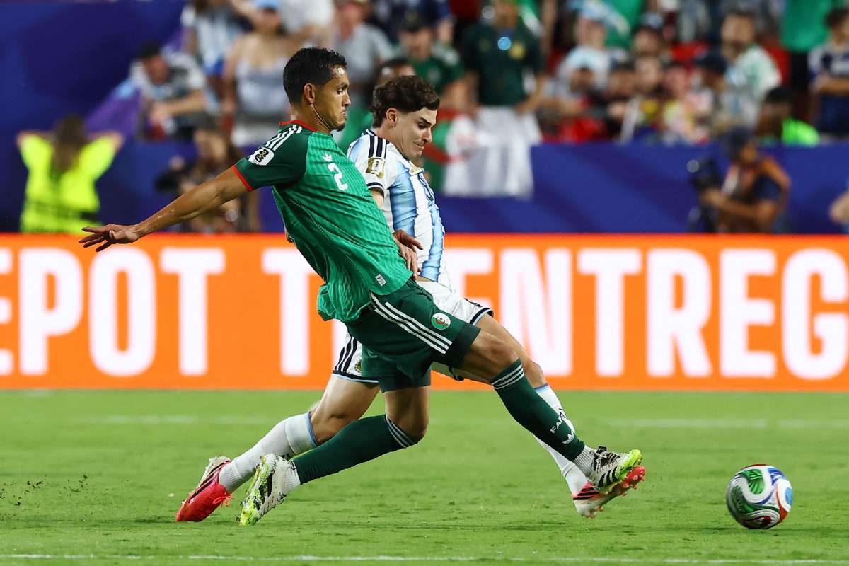 メッシがハットトリック！アルゼンチン、3-0でアルジェリアを圧倒