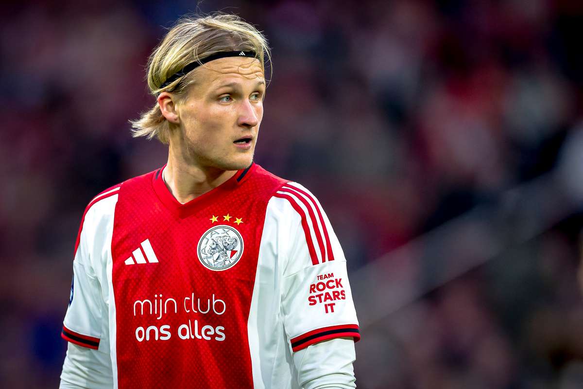 L'Ajax spinge Dolberg all'addio, trattative con il Midtjylland