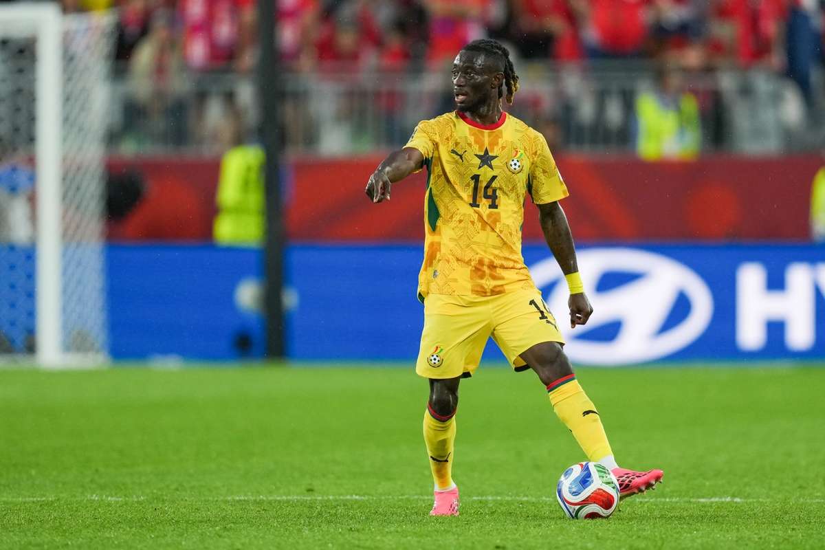 Mensah, con ganas de enfrentarse a Saka y Madueke