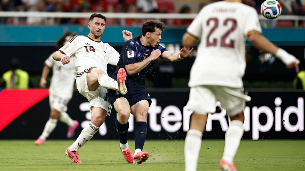 90 دقيقة لابورت: كيف حافظ قرار حاسم حول «الثبات» على ثلاث نقاط إسبانيا في كأس العالم