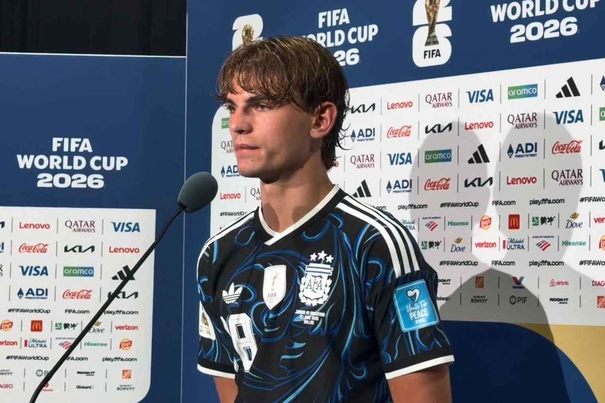 Logic phòng thay đồ đằng sau màn ra mắt của Paš: Cách Argentina duy trì sức cạnh tranh tại World Cup nhờ không khí đội