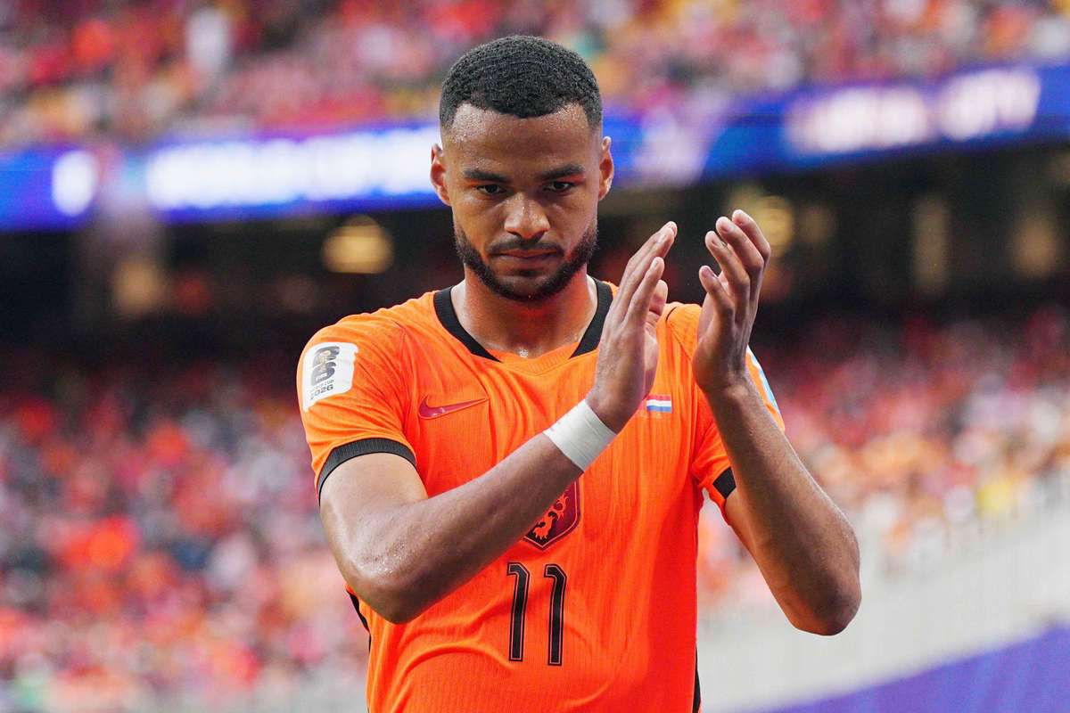 Setelah keluarganya dilanda duka, Gakpo memilih tetap bersama Timnas Belanda di Piala Dunia