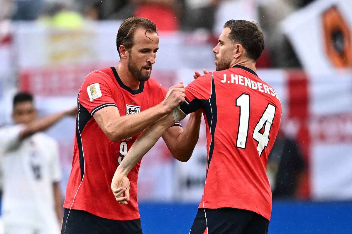 Henderson appelle au calme alors que l'Angleterre se dirige vers la phase à élimination directe de la Coupe du monde