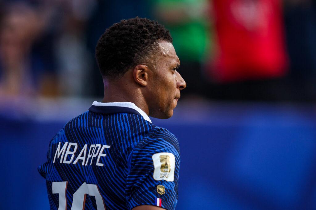 Mbappé allunga il record a eliminazione diretta ai Mondiali ed entra nel club esclusivo dei cinque gol