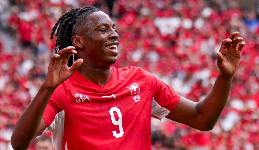 Les performances en Coupe du monde placent Bouaddi et Freeman sur les radars de Premier League