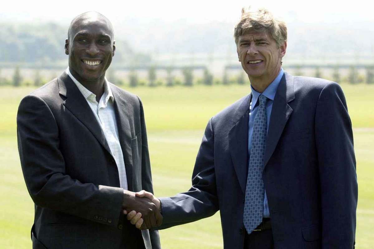 Vinte e cinco anos depois, a ferida de Sol Campbell ainda sangra para a torcida do Spurs