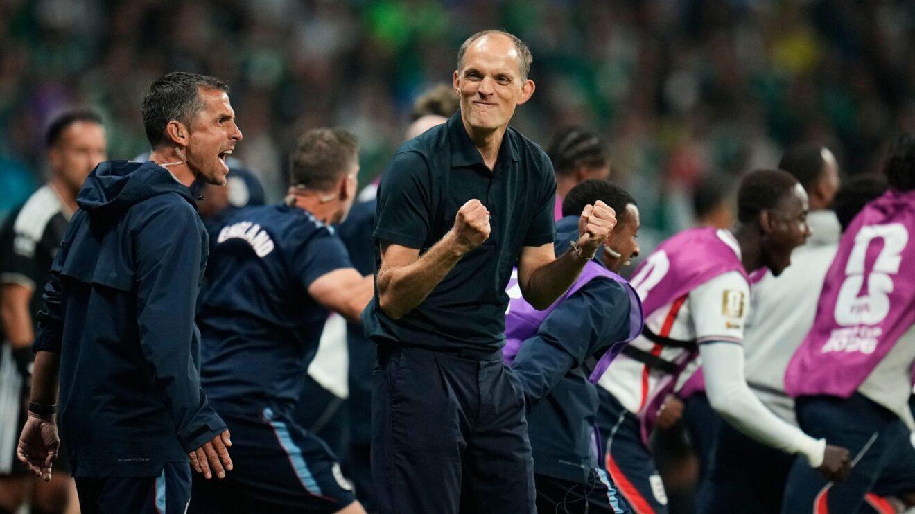 Tuchel elogia mentalidade enquanto Inglaterra com 10 jogadores resiste à pressão do México e avança às quartas da Copa do Mundo