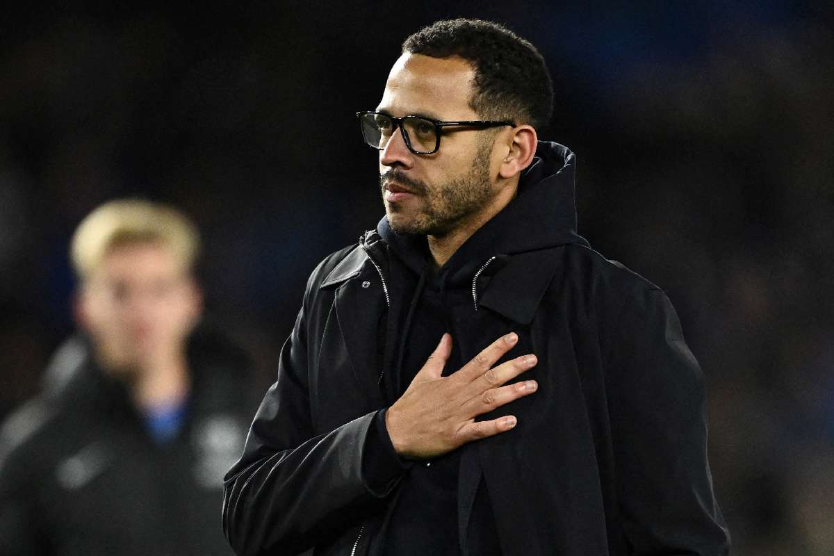 Il Paris FC sceglie Liam Rosenior con un contratto biennale dopo la breve parentesi al Chelsea