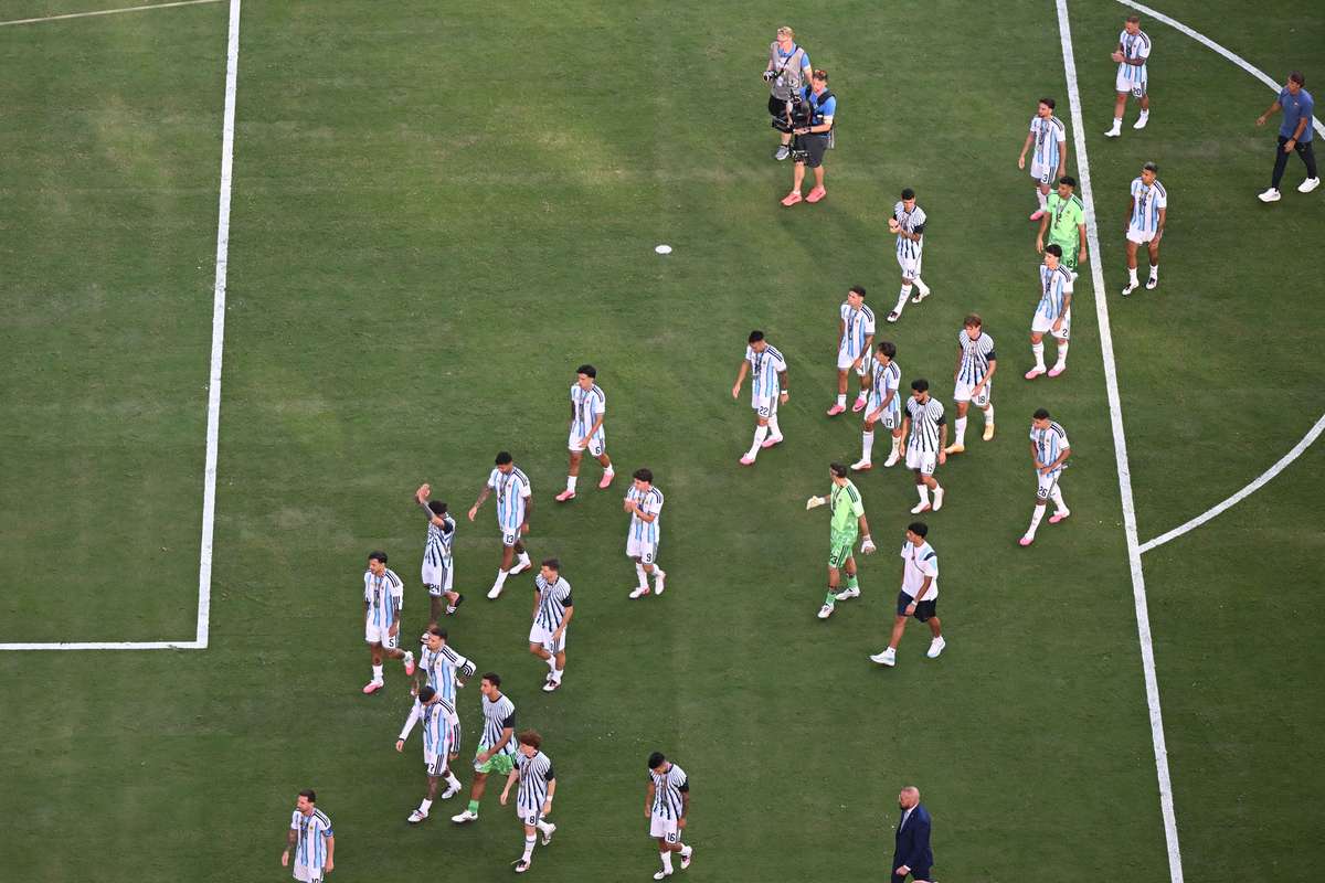Argentina Return to a Rain-Soaked Welcome as Messi Stays Away From the Public Homecoming