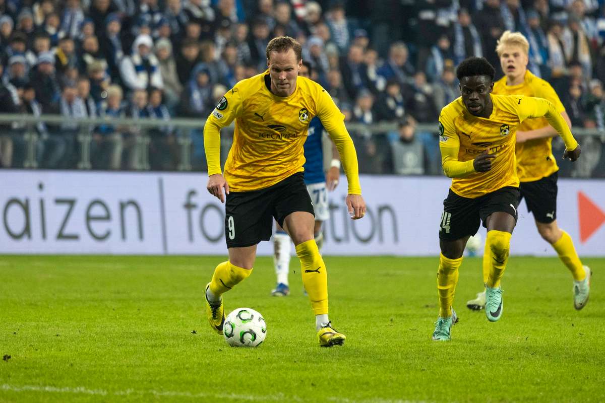 KuPS, VPS Karşısında Etkileyici Başlangıçla Veikkausliiga Liderliğini Beş Puana Çıkardı