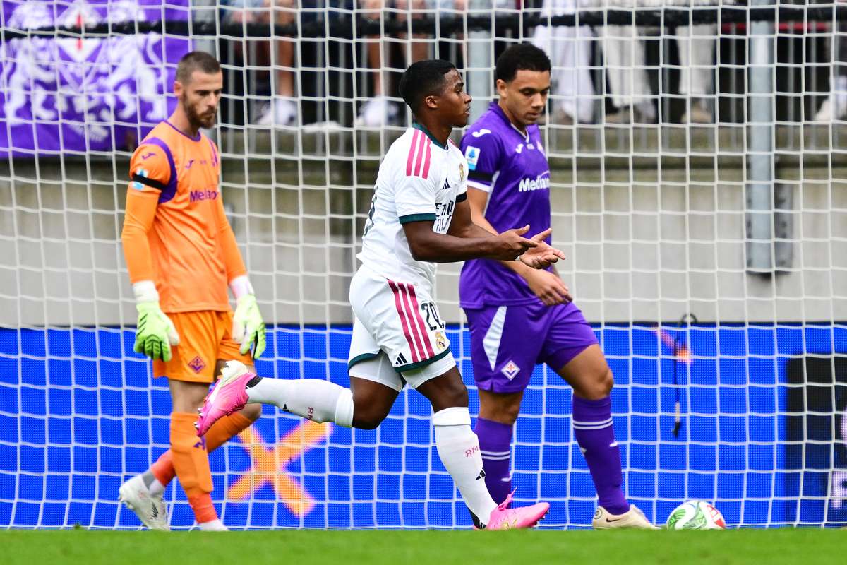 Endrick schittert terwijl Real Madrid 2-2 gelijk speelt tegen Fiorentina in Mourinho's eerste oefenwedstrijd