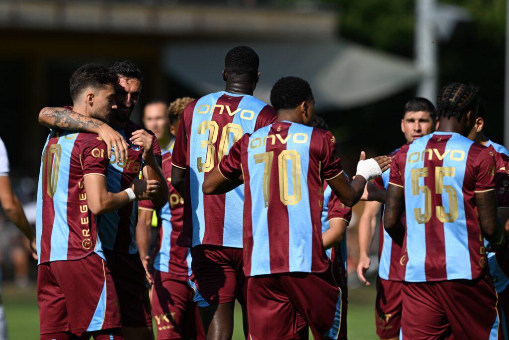 Trabzonspor verslaat Udinese nipt met 1-0 in oefenwedstrijd; vroege treffer van Muçi houdt stand