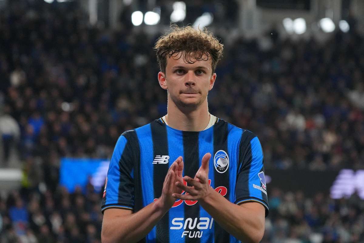 Interesse em Scalvini pode remodelar a estratégia de transferências do Manchester United no verão